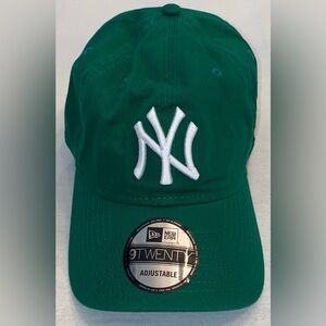 New York Yankees New Era 9Twenty Green Adjustable MLB Cap/Hat — NEW